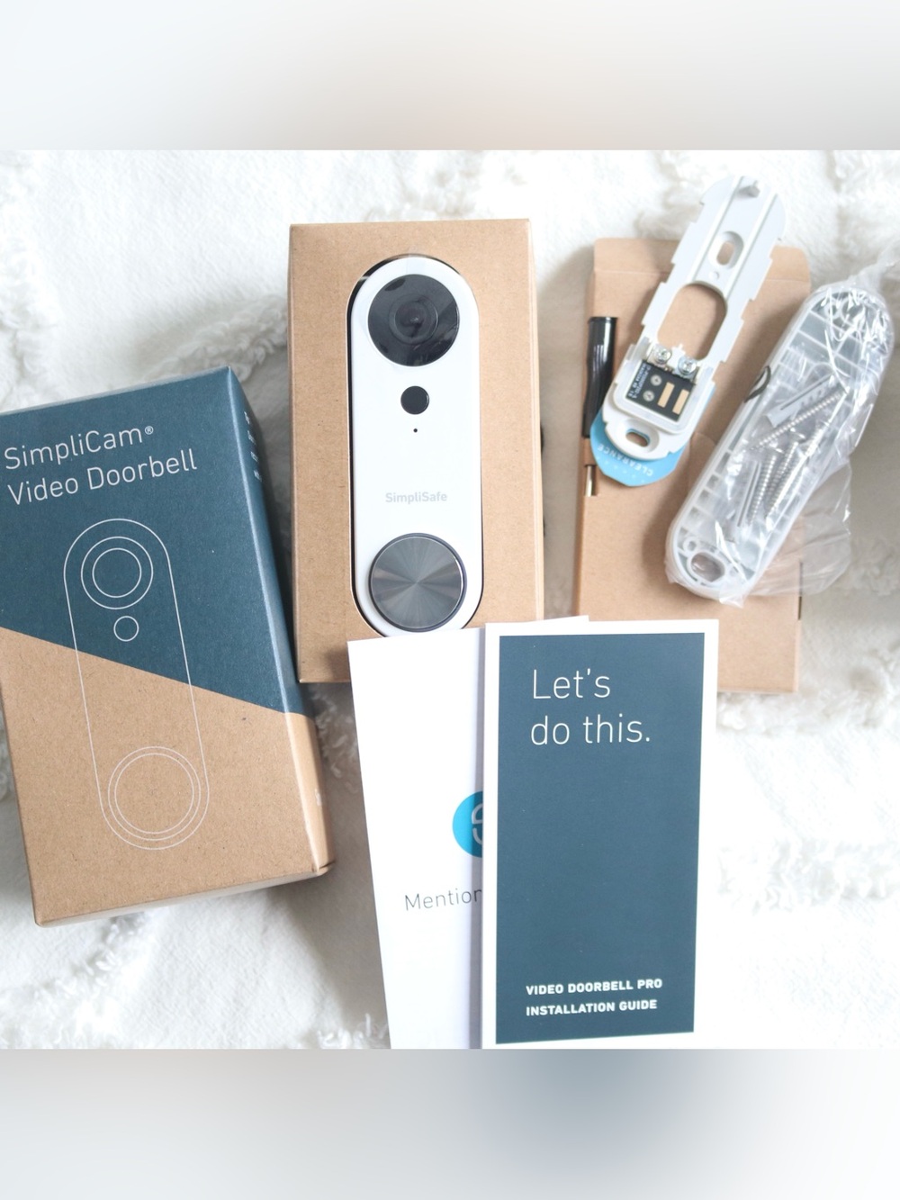 NWT SimpliSafe Pro Video Doorbell Camera WiFi Wired 1080p SimpliCam SSDB3 White